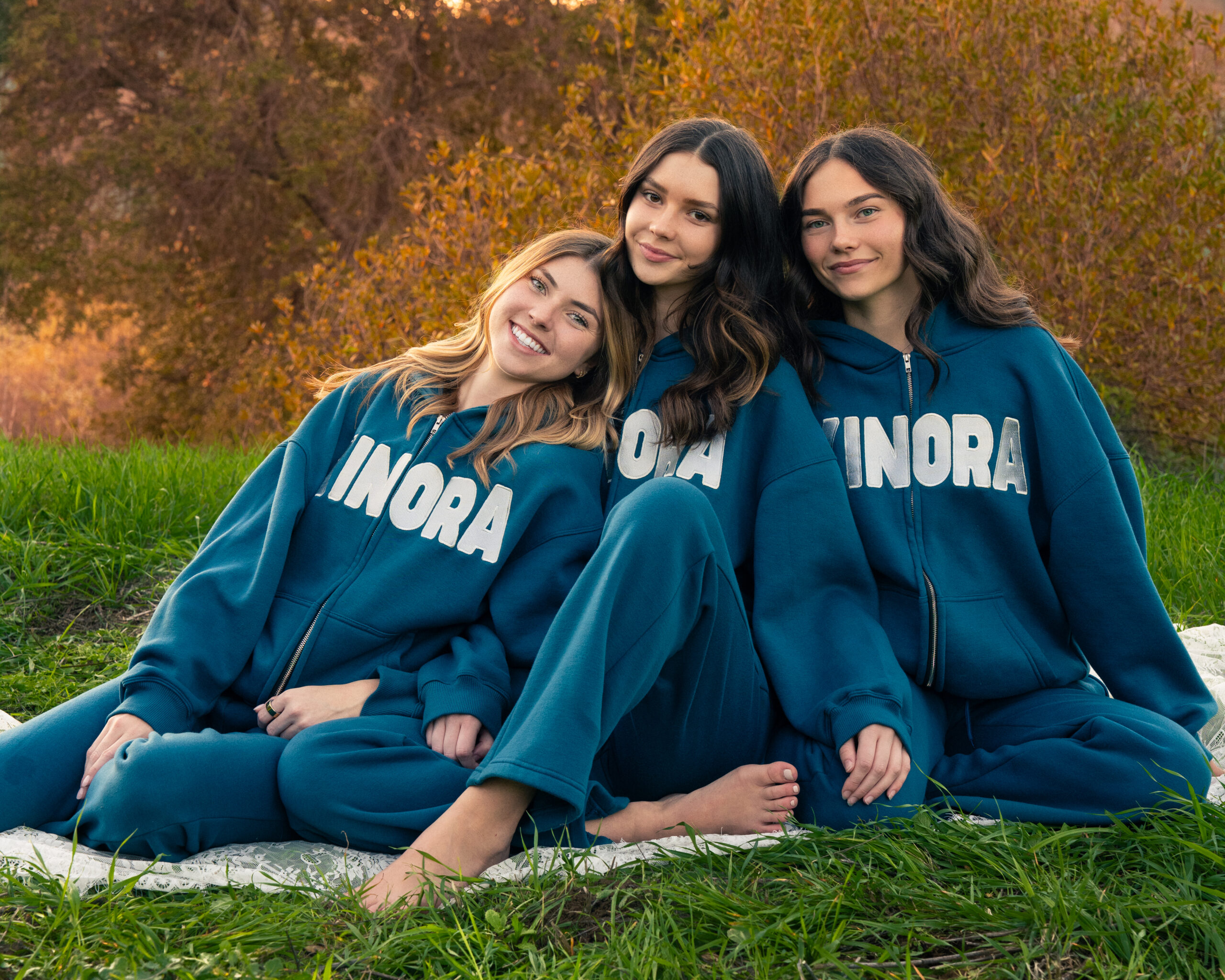 Kinora cousins in matching hoodies